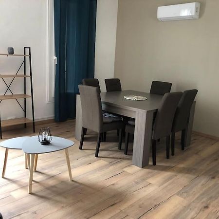 Appartement Spacieux Centre Ville Rivesaltes Extérieur photo