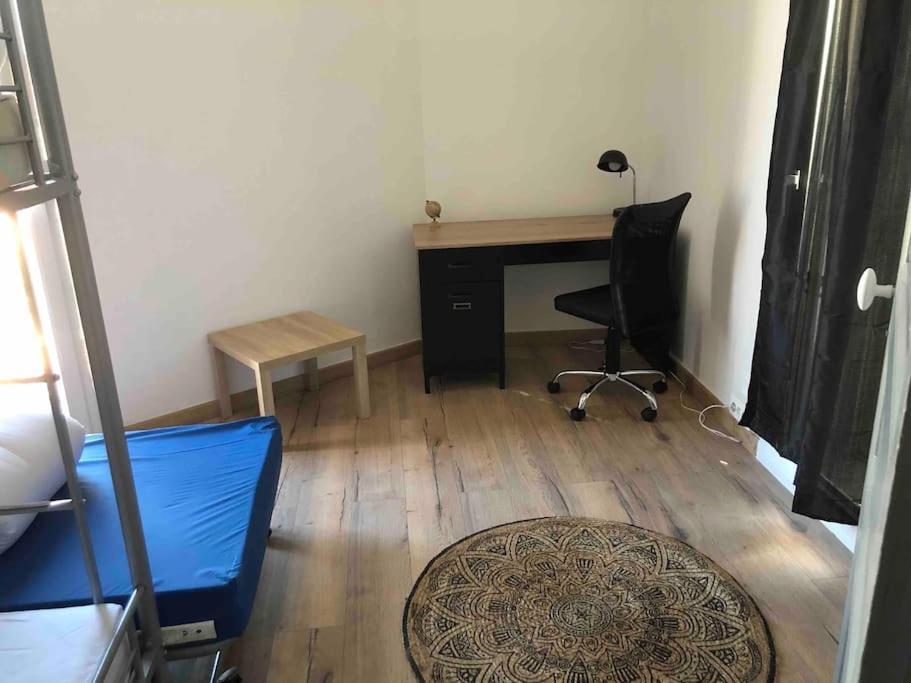 Appartement Spacieux Centre Ville Rivesaltes Extérieur photo